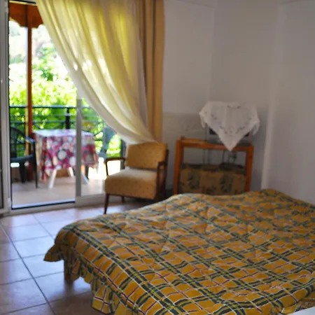 Apartment House Litsa 50 Metres From Agios Gordios 2br *
