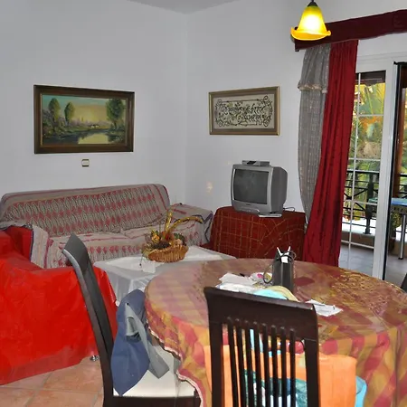House Litsa 50 Metres From Agios Gordios 2br Apartment *