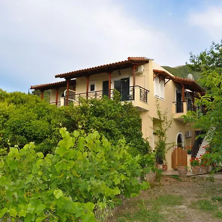 Apartment House Litsa 50 Metres From Agios Gordios 2br *