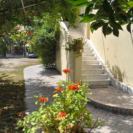 Apartment House Litsa 50 Metres From Agios Gordios 2br *