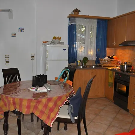 House Litsa 50 Metres From Agios Gordios 2br *